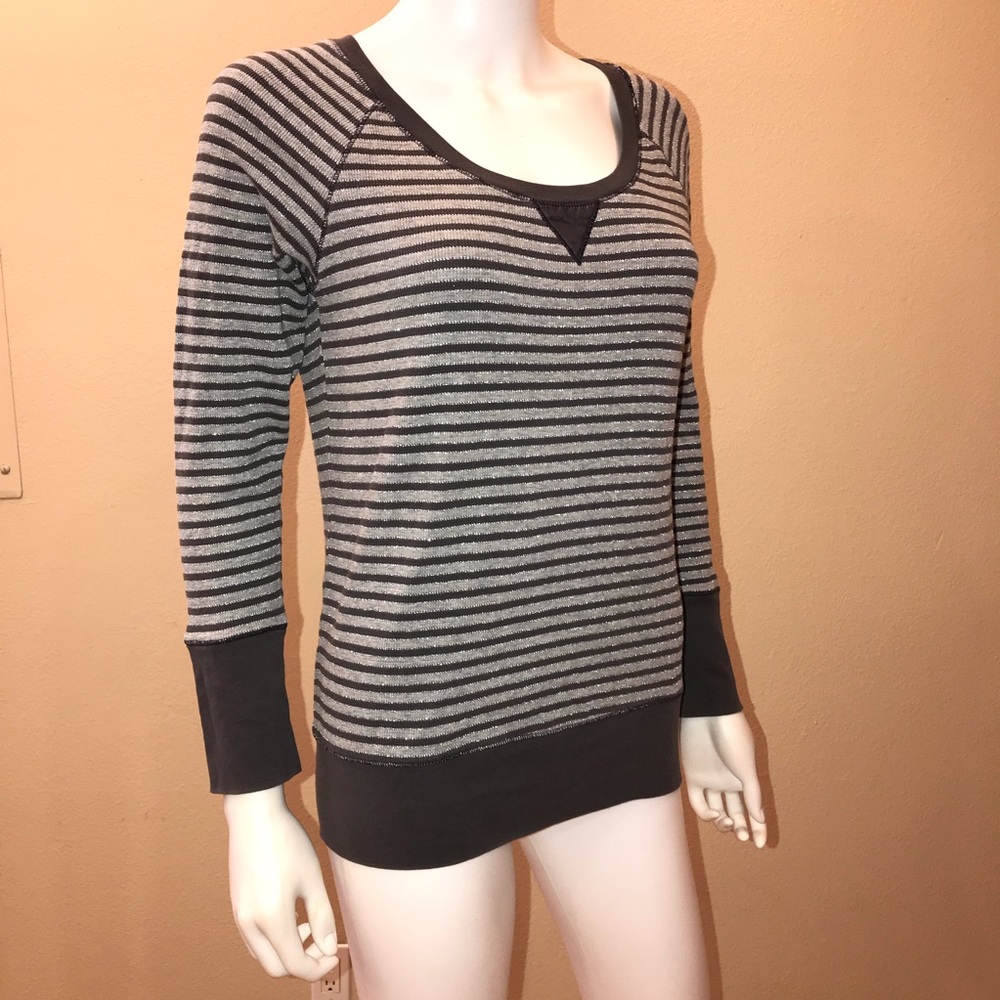 Victorias Secret Striped Pajama Top Size Medium Grey Lounge Slumber Party Cotton